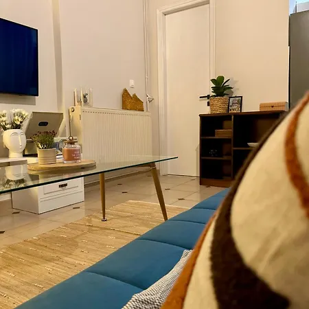 Captain Christos House Лефкими